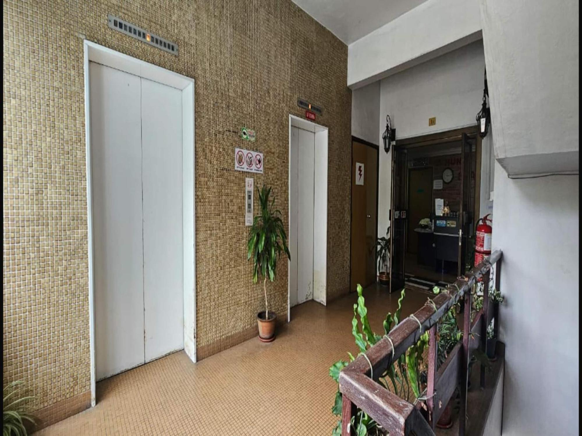 Oyo 90979 Sianglory Inn Kota Kinabalu Extérieur photo