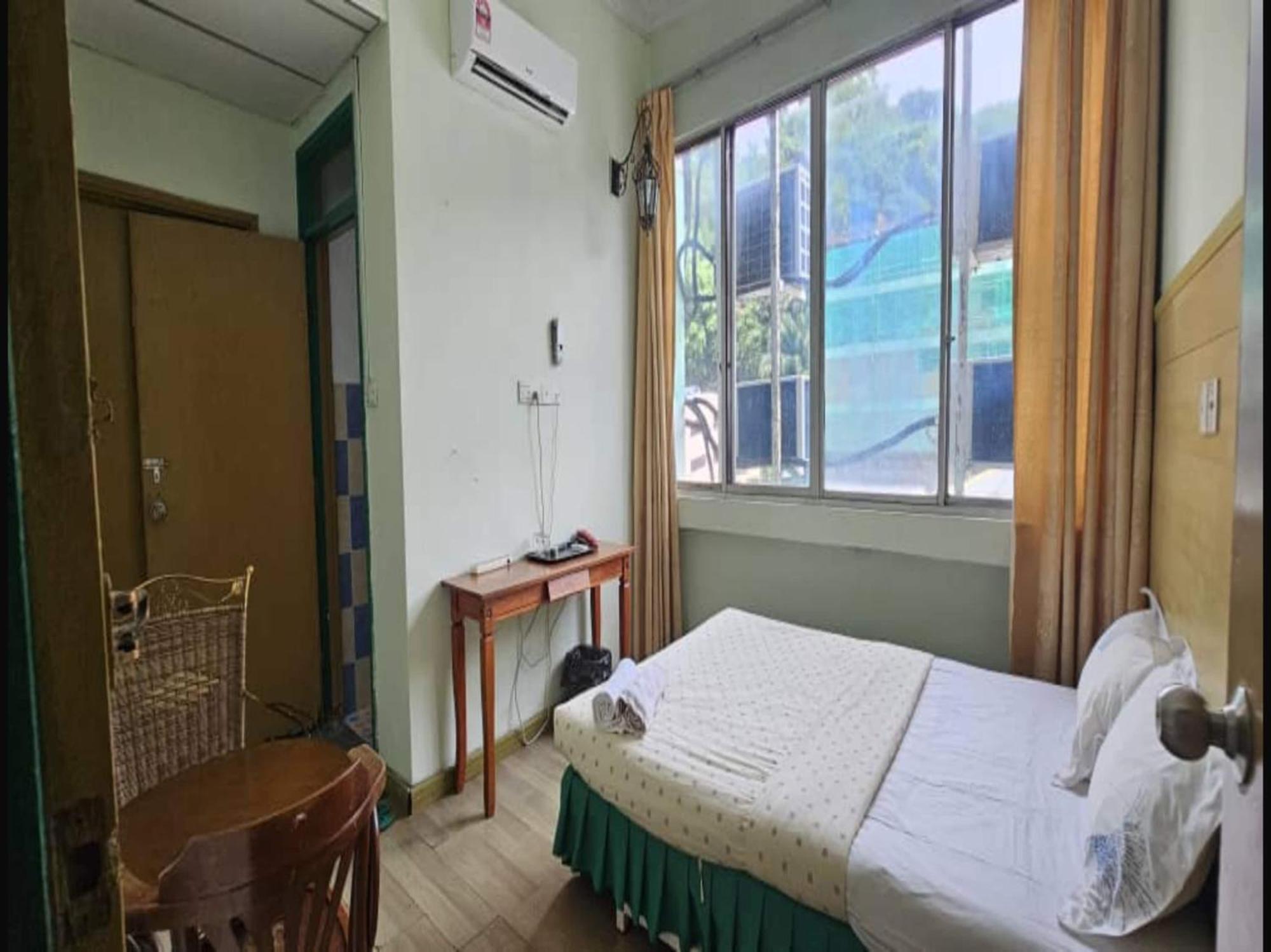 Oyo 90979 Sianglory Inn Kota Kinabalu Extérieur photo
