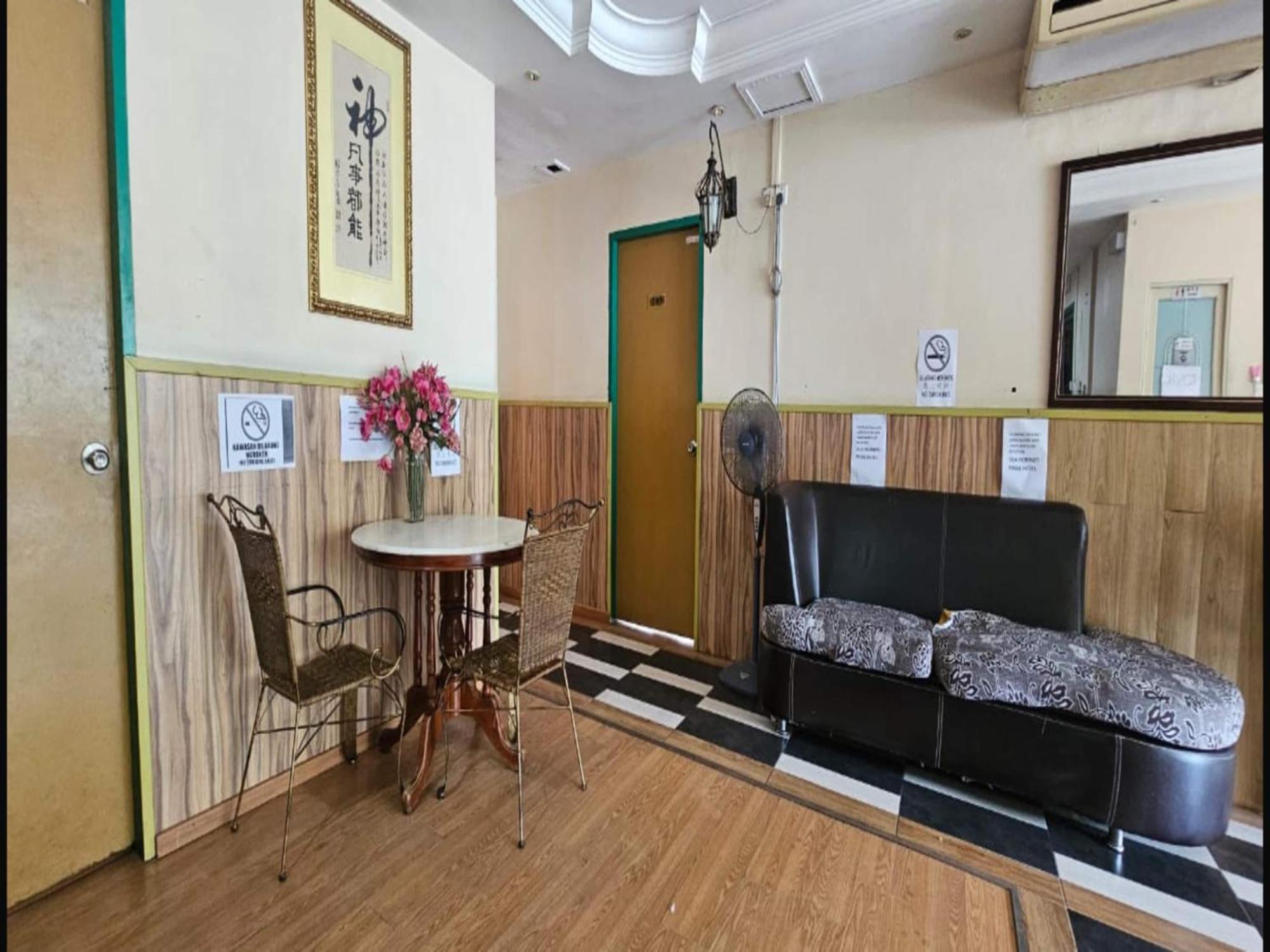 Oyo 90979 Sianglory Inn Kota Kinabalu Extérieur photo